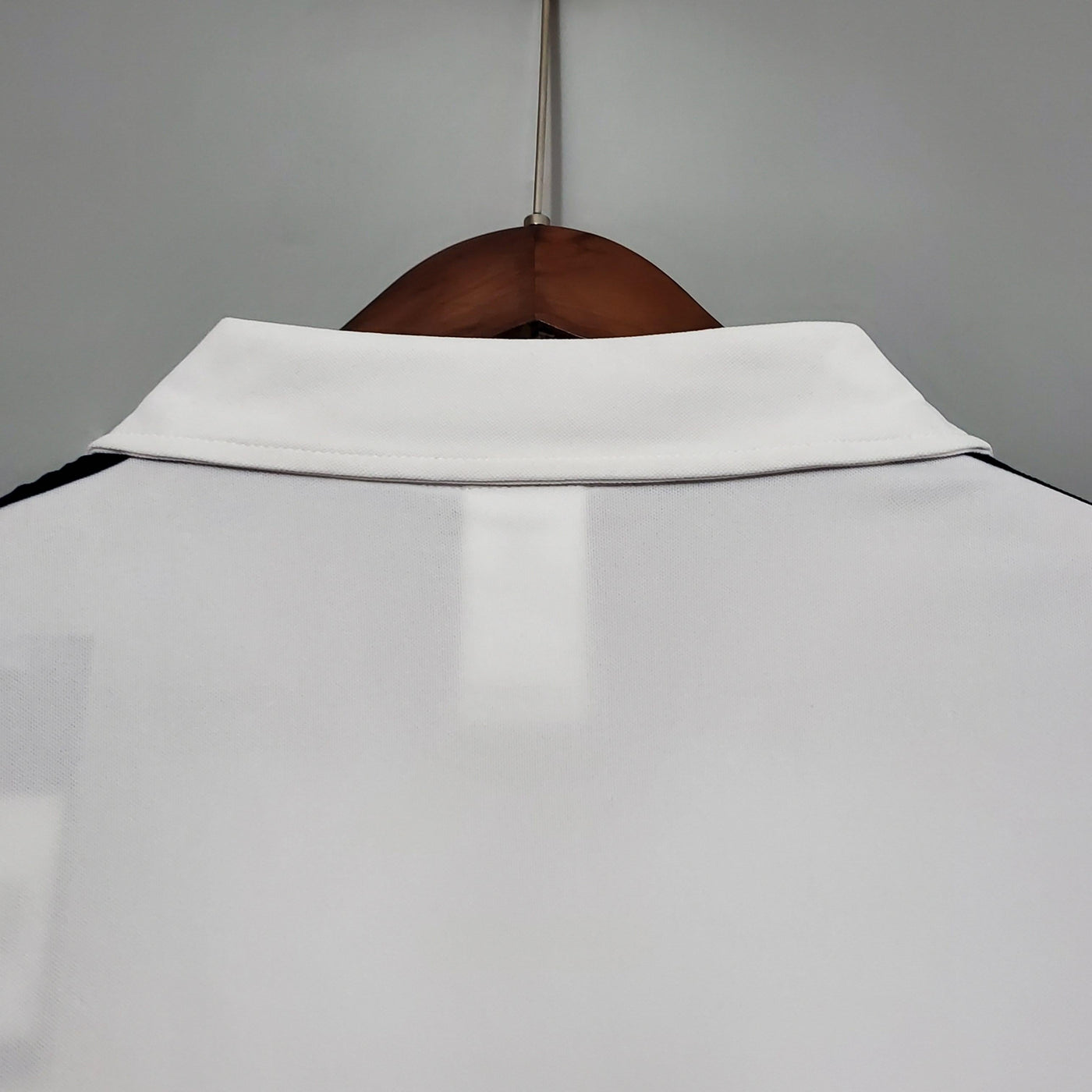 Real Madrid Retro Home Jersey 2002 - Long Sleeve