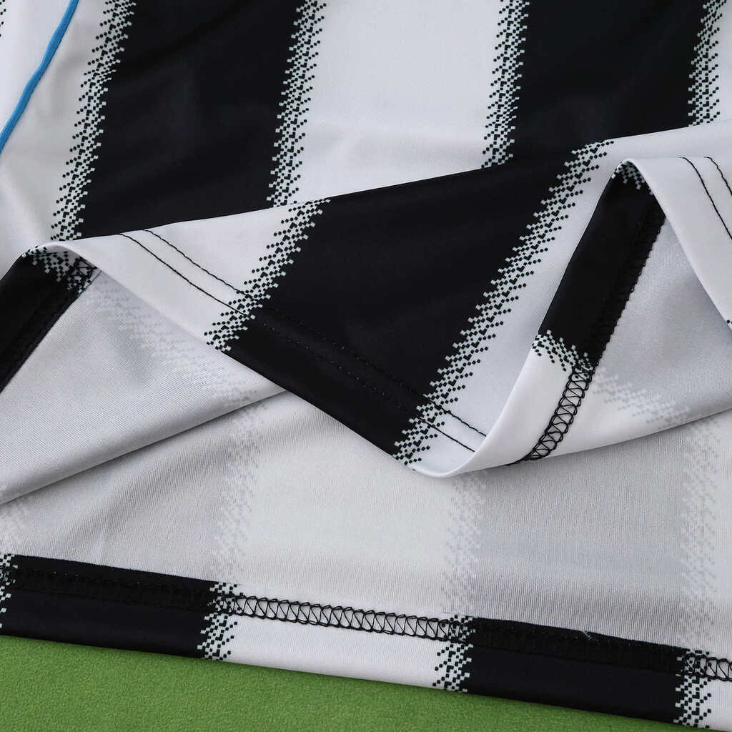 Newcastle United Home Jersey 2025/26 - Men