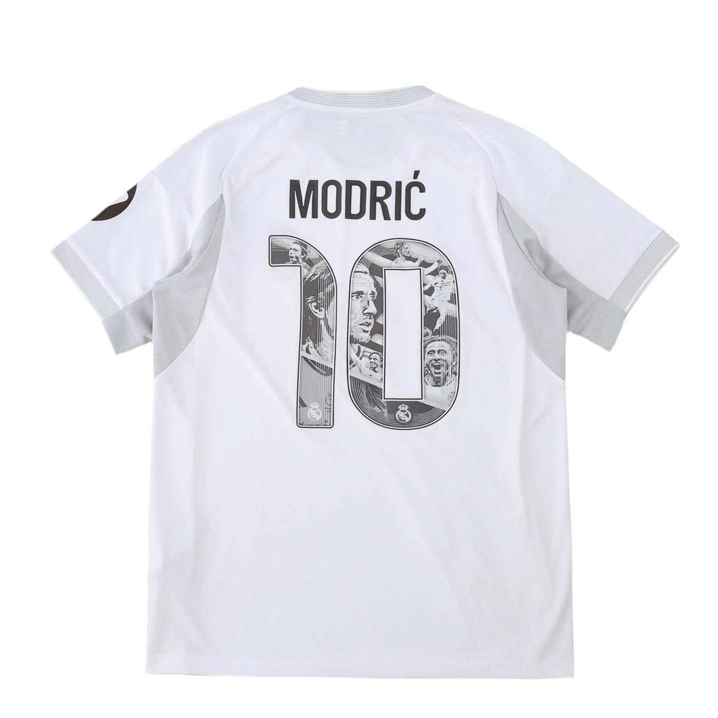 Real Madrid Home l 2025/26 - #Modric - 10