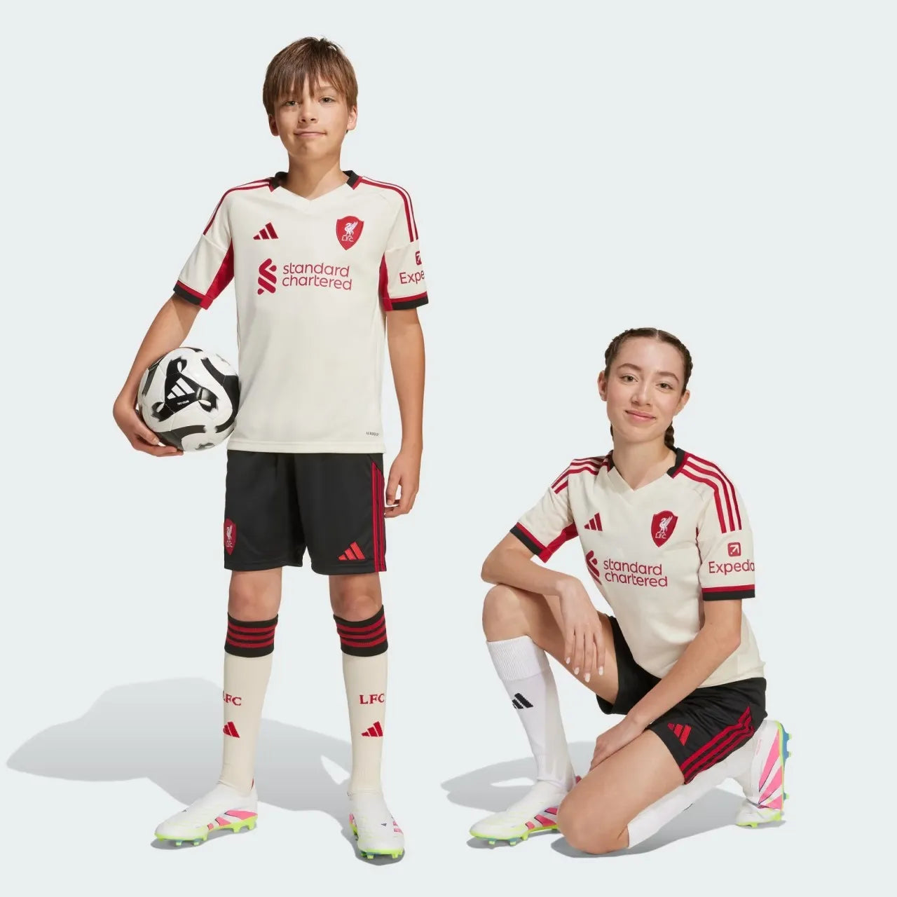 Kids Liverpool Kit 2025/26 - Red