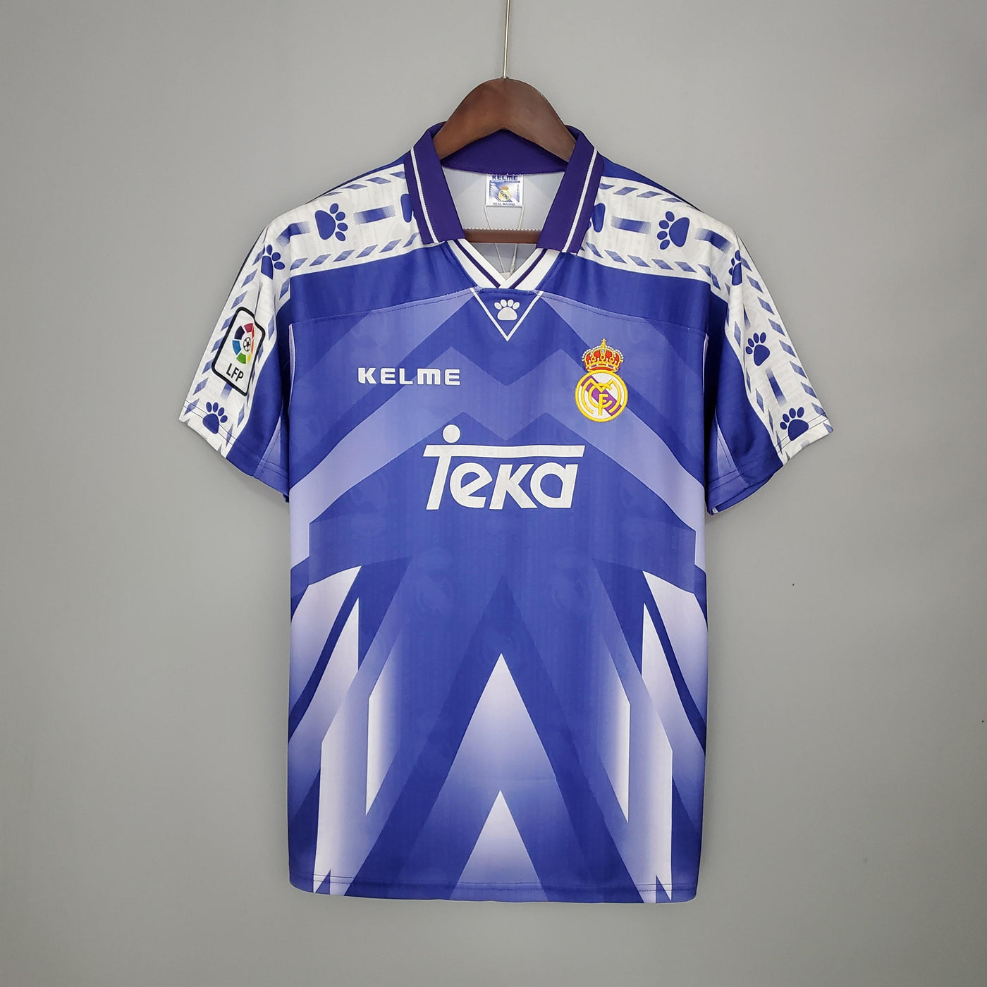 Real Madrid Retro Away Jersey 1996/1997