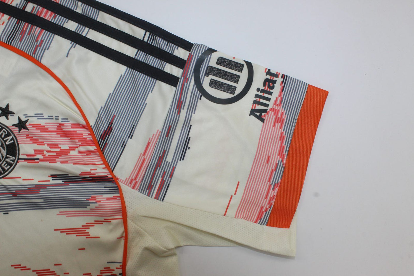 Bayern Munich 25/26 Jersey ll - Version Fan