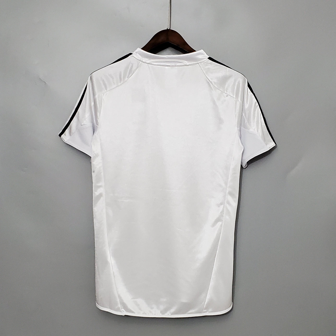 Real Madrid Retro Home Jersey 2004/2005