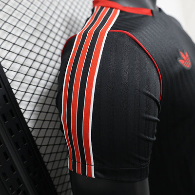 Manchester United Player Icon Black 2025