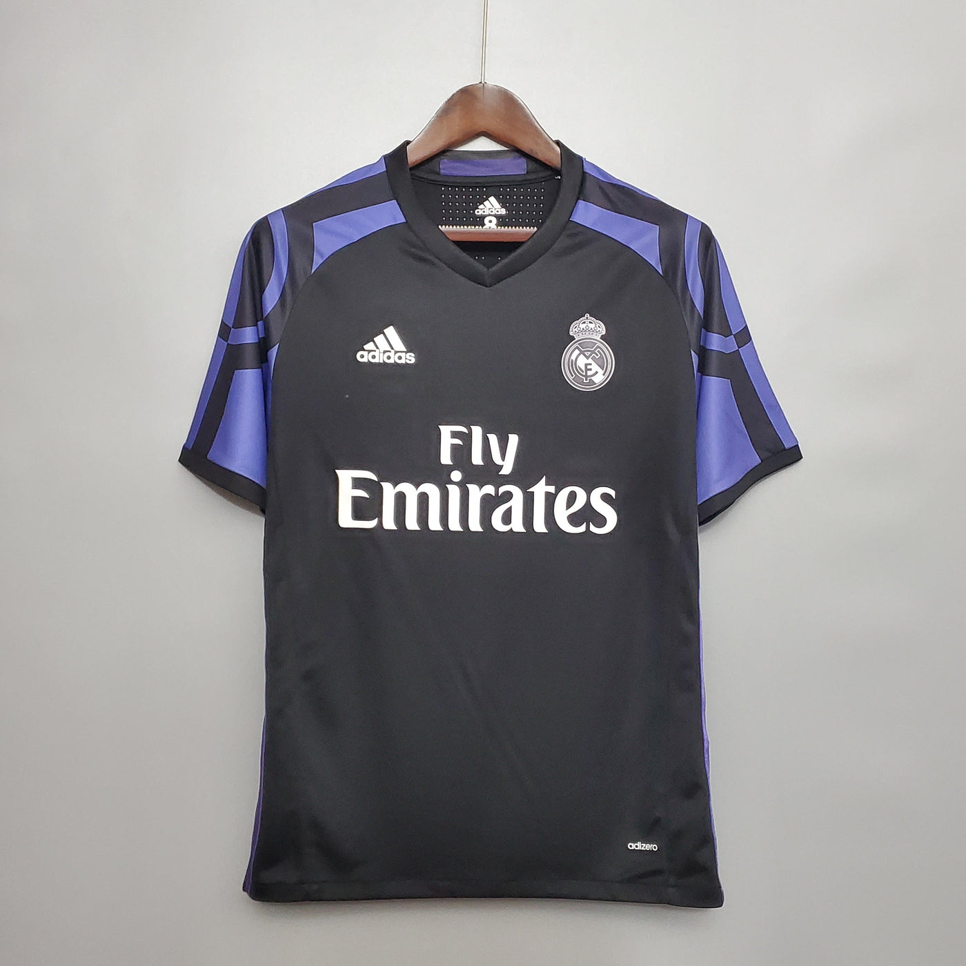 Real Madrid Retro Away Jersey 2015/2016